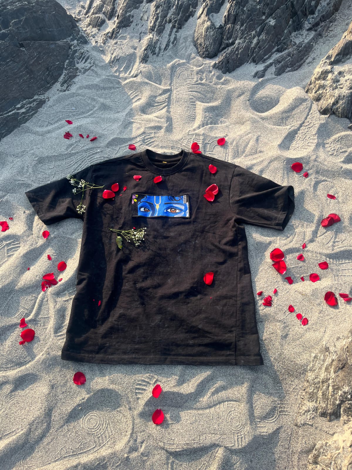 Krishna Vision Embroidered Patch Tee – Vintage Black
